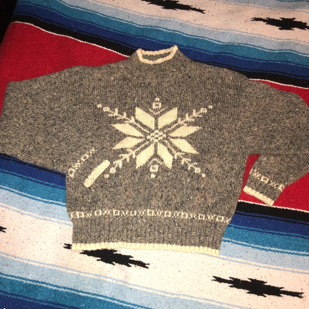 Fun ski sweater